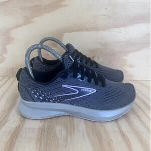 Brooks - Levitate 5 - Running Shoes - Gray - Women's - 5(B) - 1203571B080